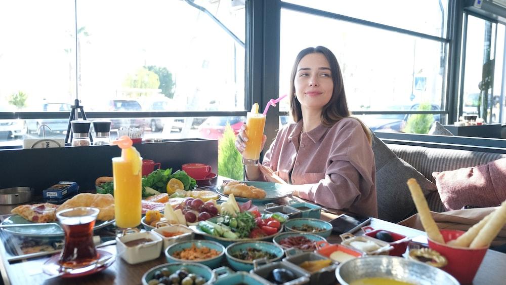 Reo Hotel Spa - Ex Pacco Hotel Antalya Ngoại thất bức ảnh