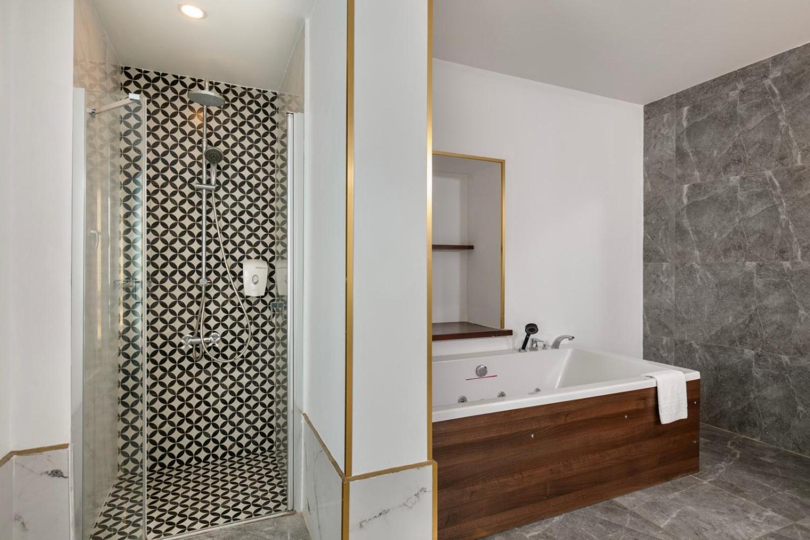Reo Hotel Spa - Ex Pacco Hotel Antalya Ngoại thất bức ảnh
